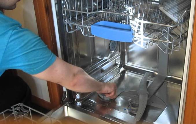 Установка посудомоечной машины 